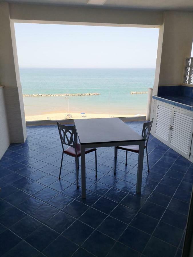 Apartment Sea View Termoli Bagian luar foto